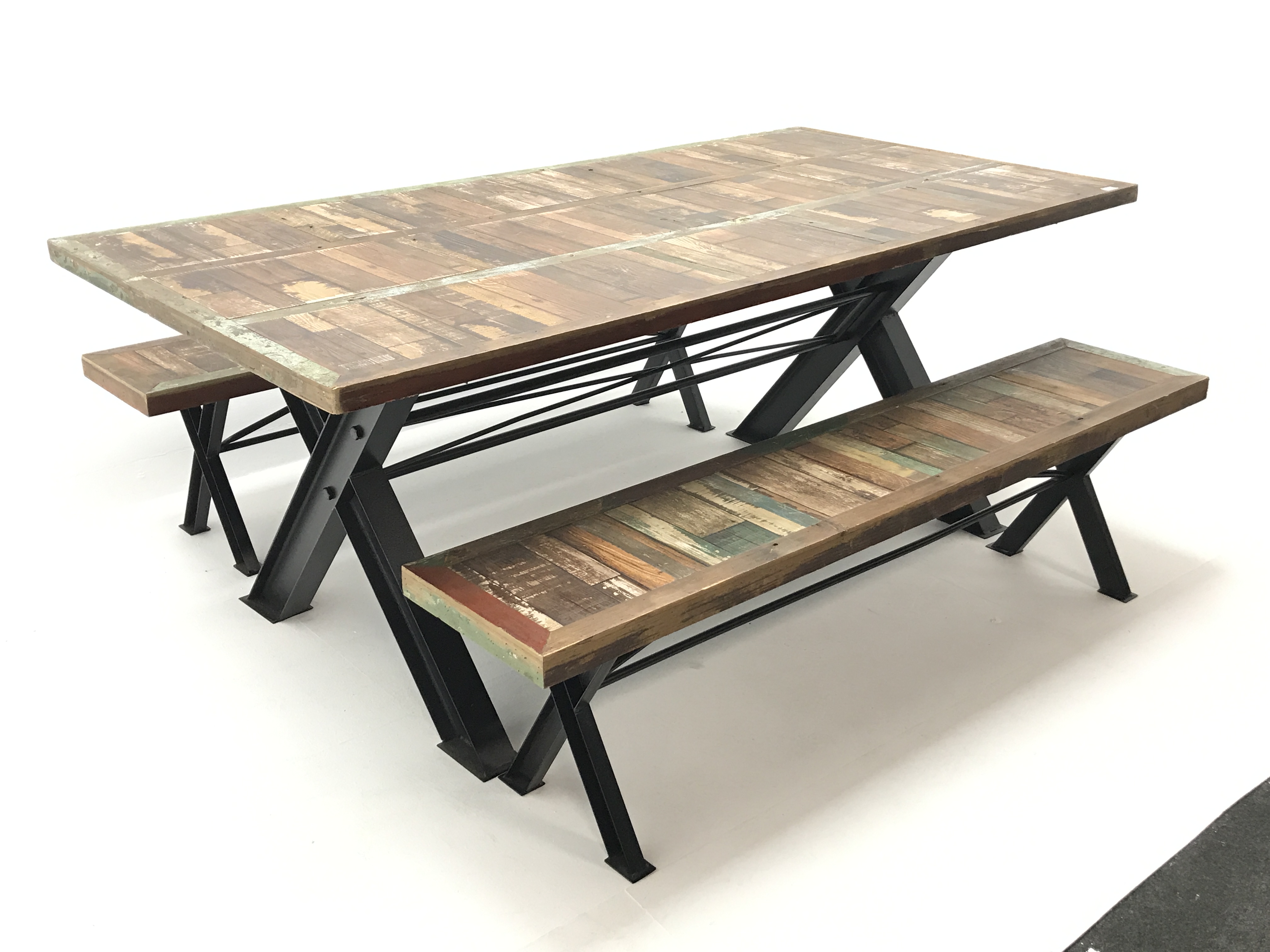 Rectangular rustic planked effect dining table, 'X' metal supports (200cm x 100cm,