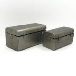 Set two graduating brushed metal trunks, hinged lid with clasp, W61cm, H31cm,