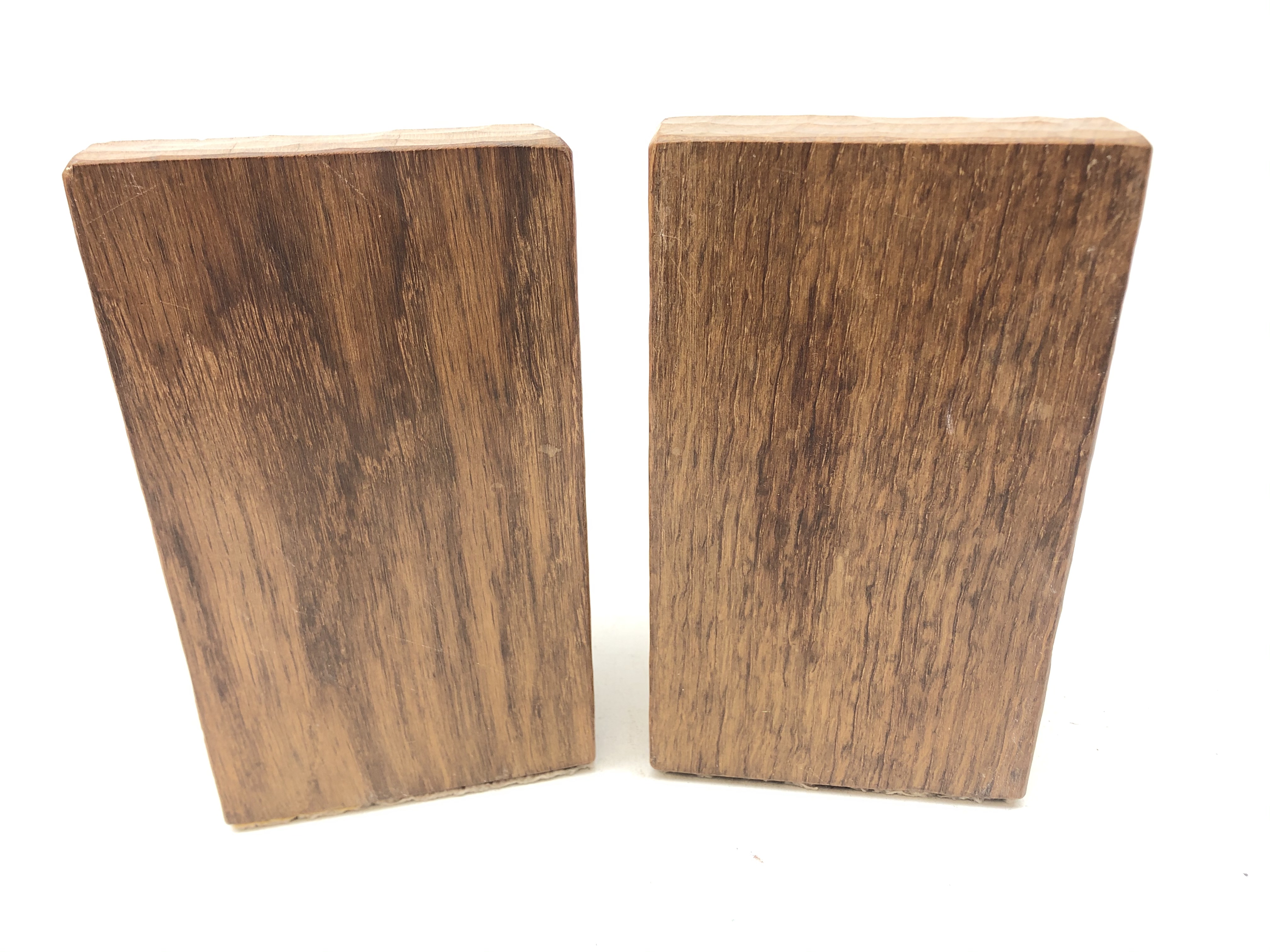 'Mouseman' pair adzed oak bookends by Robert Thompson of Kilburn, H15. - Image 2 of 2