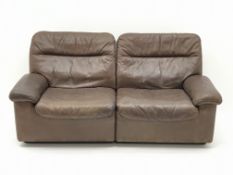 De Sede Ds 66 two seat sofa upholstered in chocolate brown leather, designed by Carl Larsson,