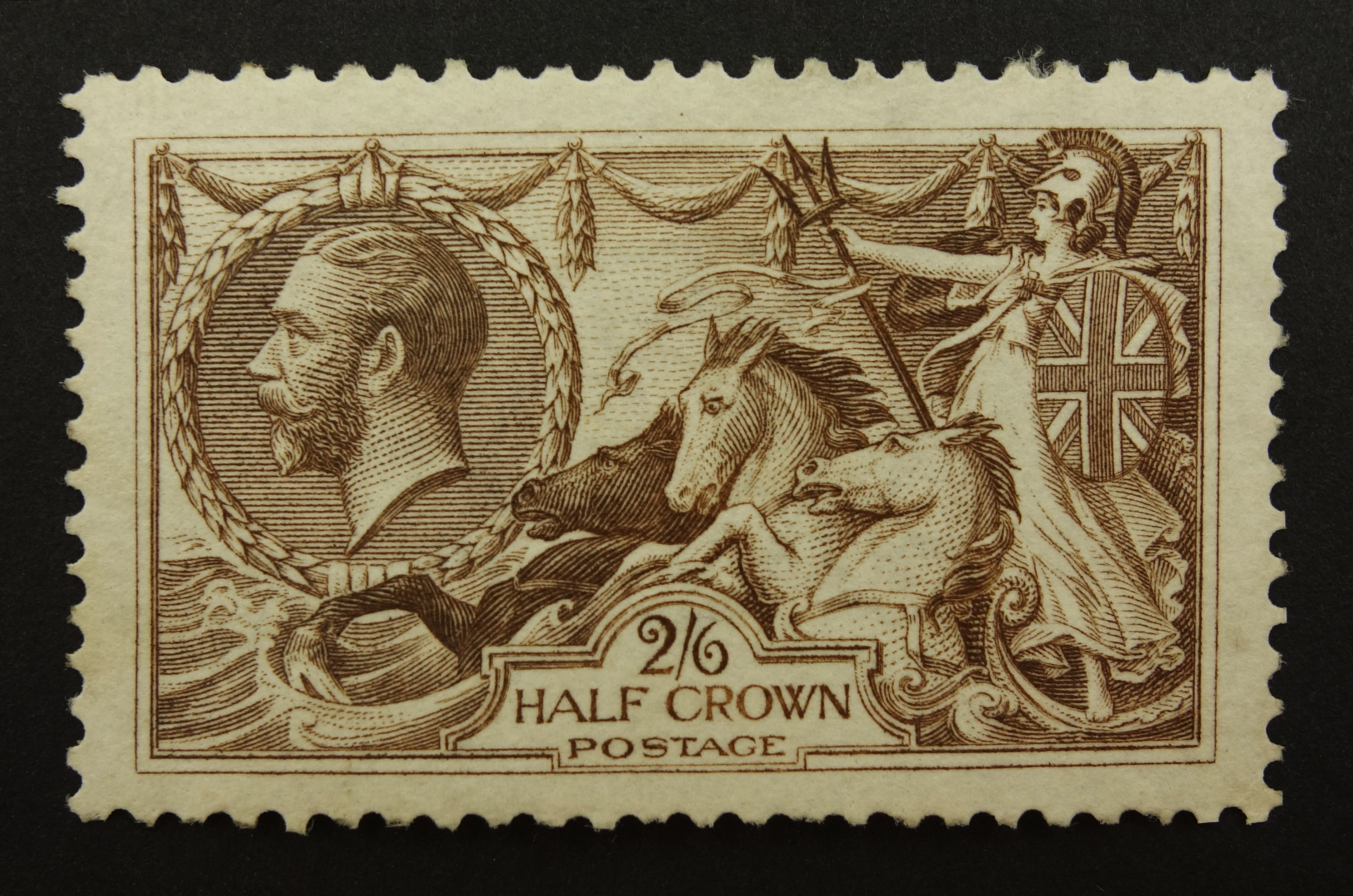 Great Britain King George V mint half crown 'seahorse' stamp Condition Report