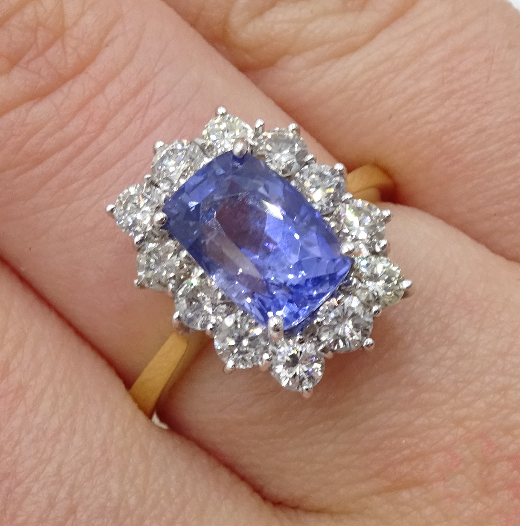 18ct gold Ceylon sapphire and diamond cluster ring, hallmarked, sapphire approx 3. - Image 2 of 5