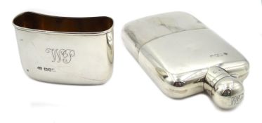 Silver hip flask, pull off base and bayonet fitting cap by Sampson Mordan & Co, London 1904,