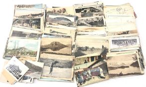 Collection of mostly Edwardian and later postcards including royalty, topographical,