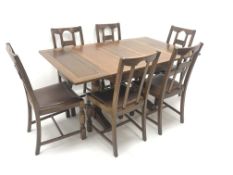 Early 20th century oak extending dining table,