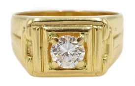 Chinese 18ct gold gentleman's single stone diamond ring, stamped 750, central diamond approx 0.