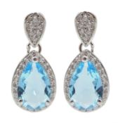 Pair of silver blue cubic zirconia pendant earrings Condition Report <a