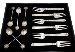 Set of six silver stamped 800 Fusar Poli and a set of six silver Chinese silver spoons approx 9.