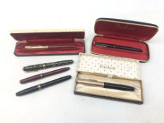 Conway Stewart 58 fountain pen, 14ct gold nib, uncased, cased Parker 61 fountain pen, 12ct RG cap,