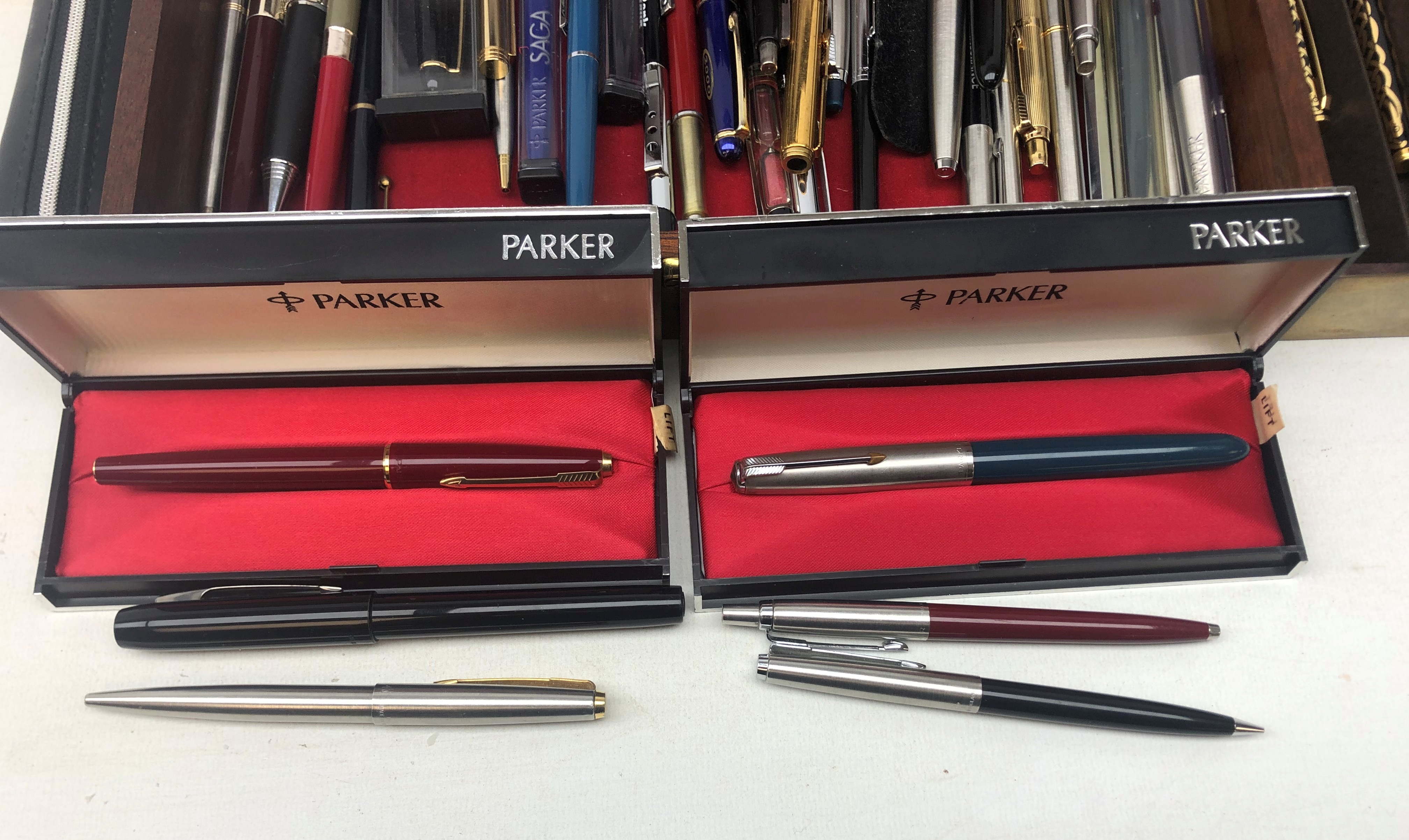 Forteen Parker pens including Fountain and Ballpoint, a Telescopic octagonal chrome pen, - Image 3 of 3
