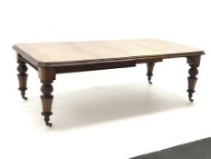 Victorian mahogany telescopic extending dining table, moulded top with rounded corners,