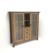 Arts & Crafts style oak cabinet,