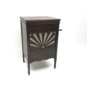 Selecta oak cabinet gramophone (W49cm, H82cm, D42cm) with quantity of 78 rpm records,