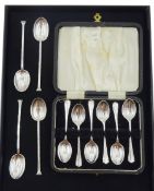 Set of six silver coffee spoons by Atkin Brothers, Sheffield 1944 cased and four silver teaspoons by