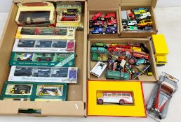 Collection of boxed diecast vehicles comprising Corgi ltd. ed. Bedford OB Coach, Lledo 'The Royal A