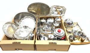 A selection of silver plate, to include two oval trays with foliate engraved detail and pierced gal