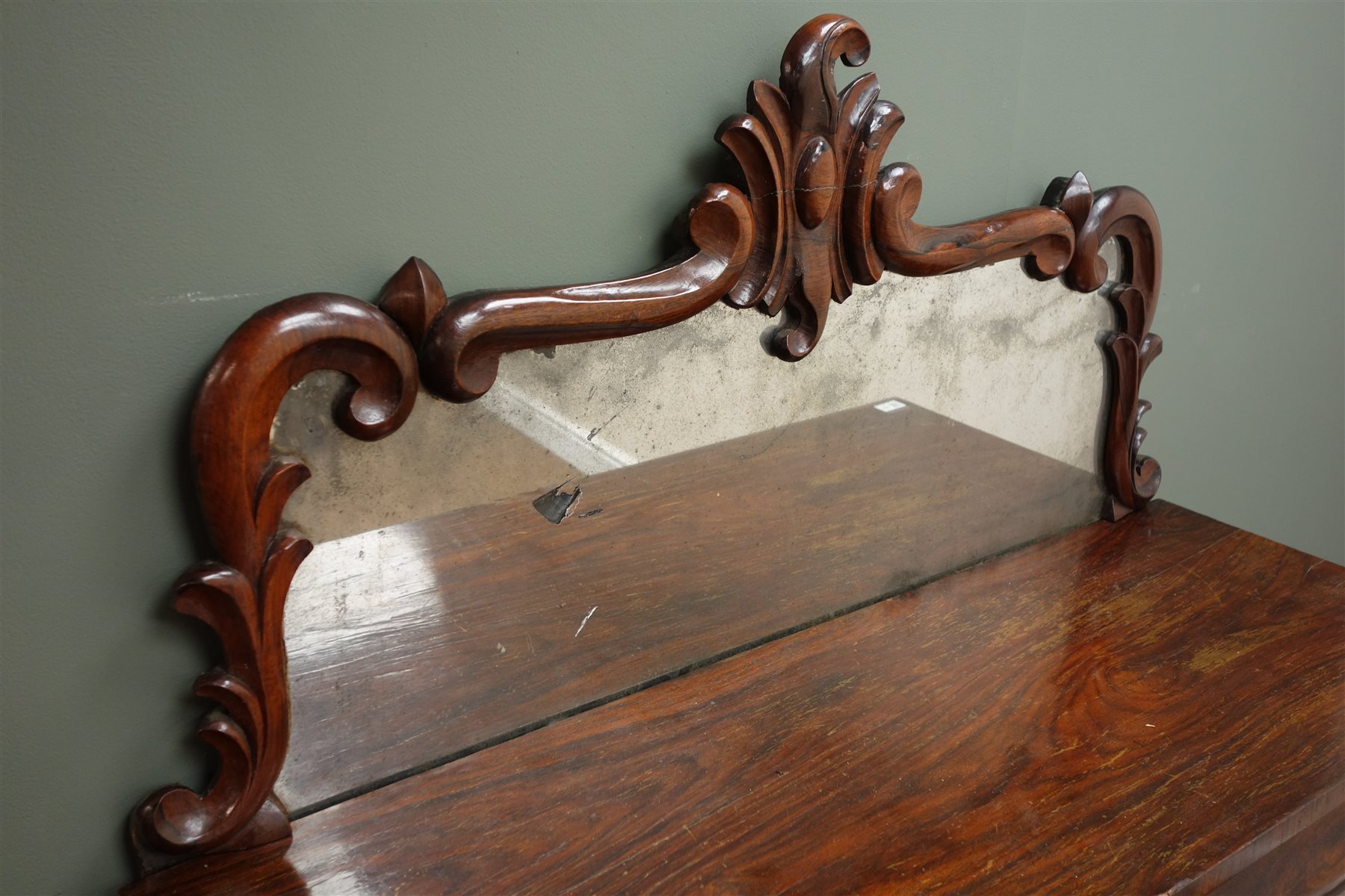 19th century rosewood Chiffonier raised mirror back, single frieze drawer above two doors with pleat - Image 3 of 3