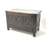 Late 18th century oak mule chest, hinged lid, geometric patterned front panel above single drawer, s