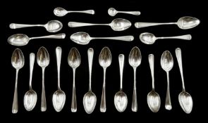 Collection of Victorian and later silver teaspoons and salt spoons, all hallmarked, approx 8.5oz