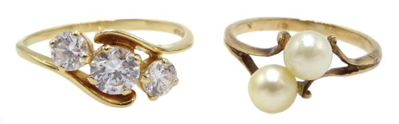 14ct gold three stone cubic zirconia ring, hallmarked and 9ct gold pearl ring