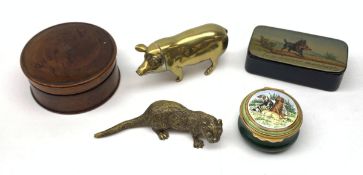 A group of collectables, comprising a novelty brass vesta, modelled in the form of a pig, L8.5cm, a