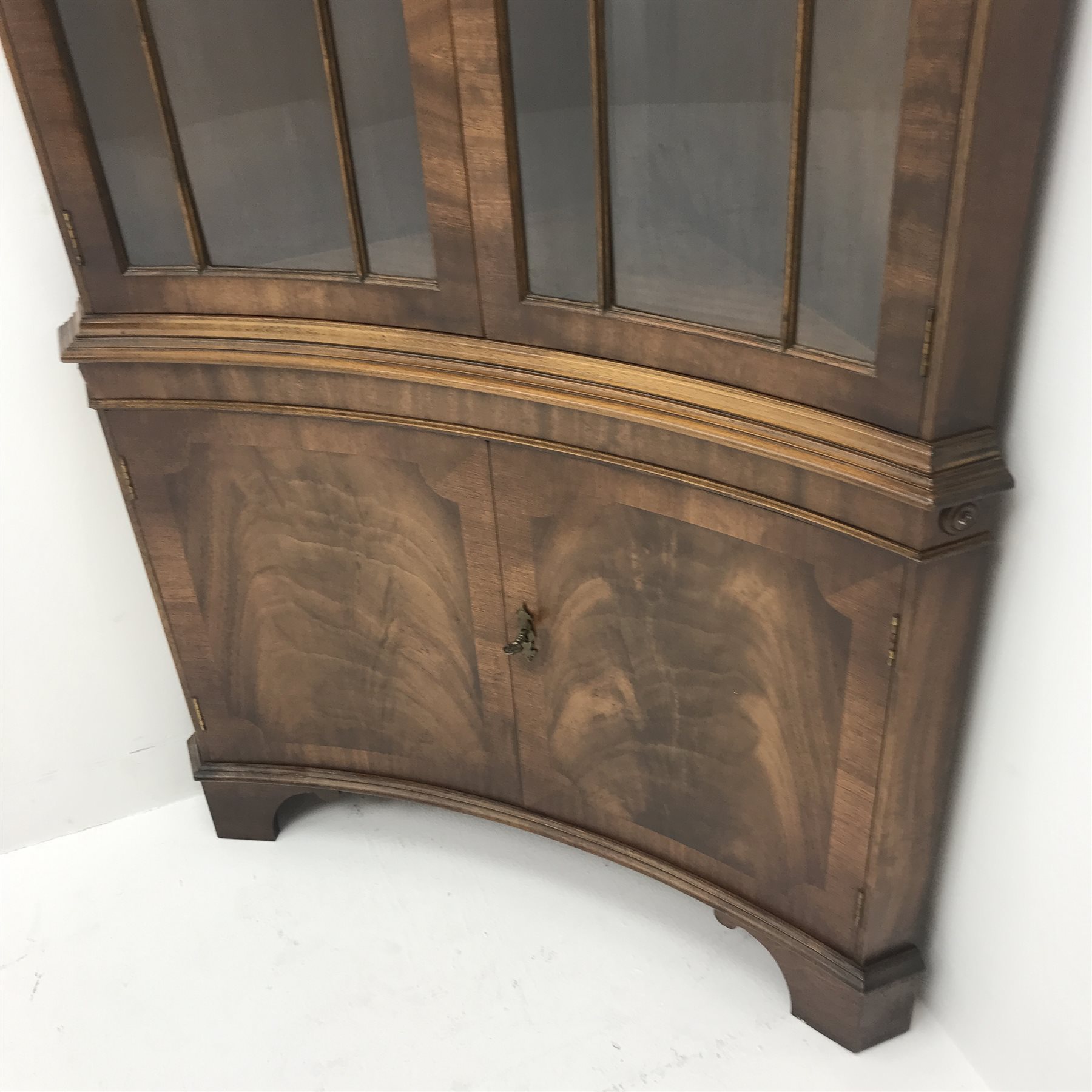 20th century figured mahogany double corner cabinet, dentil frieze above two doors enclosing two she - Image 6 of 10