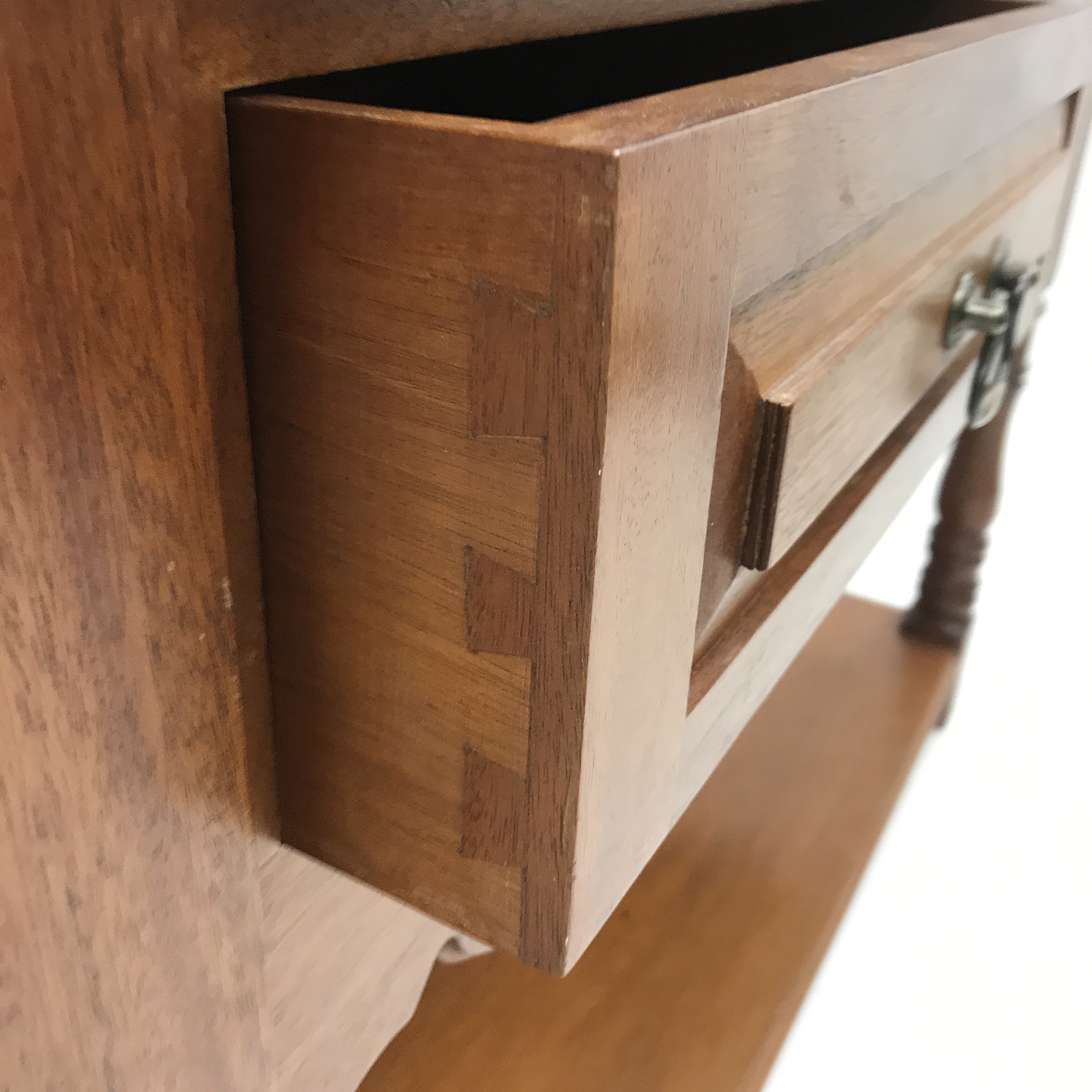 20th century mahogany dresser, raised two tier plate rack with five trinket and two drawers, turned - Image 10 of 10