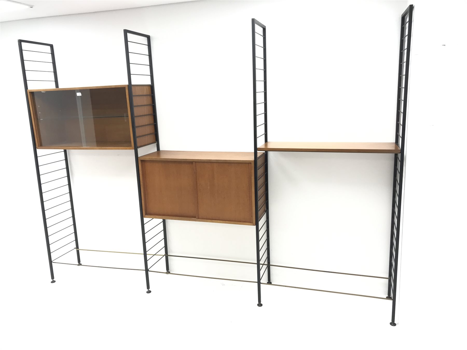 Staples Ladderax three bay sectional wall unit, two teak units comprising of solid and glazed slidin - Image 3 of 16
