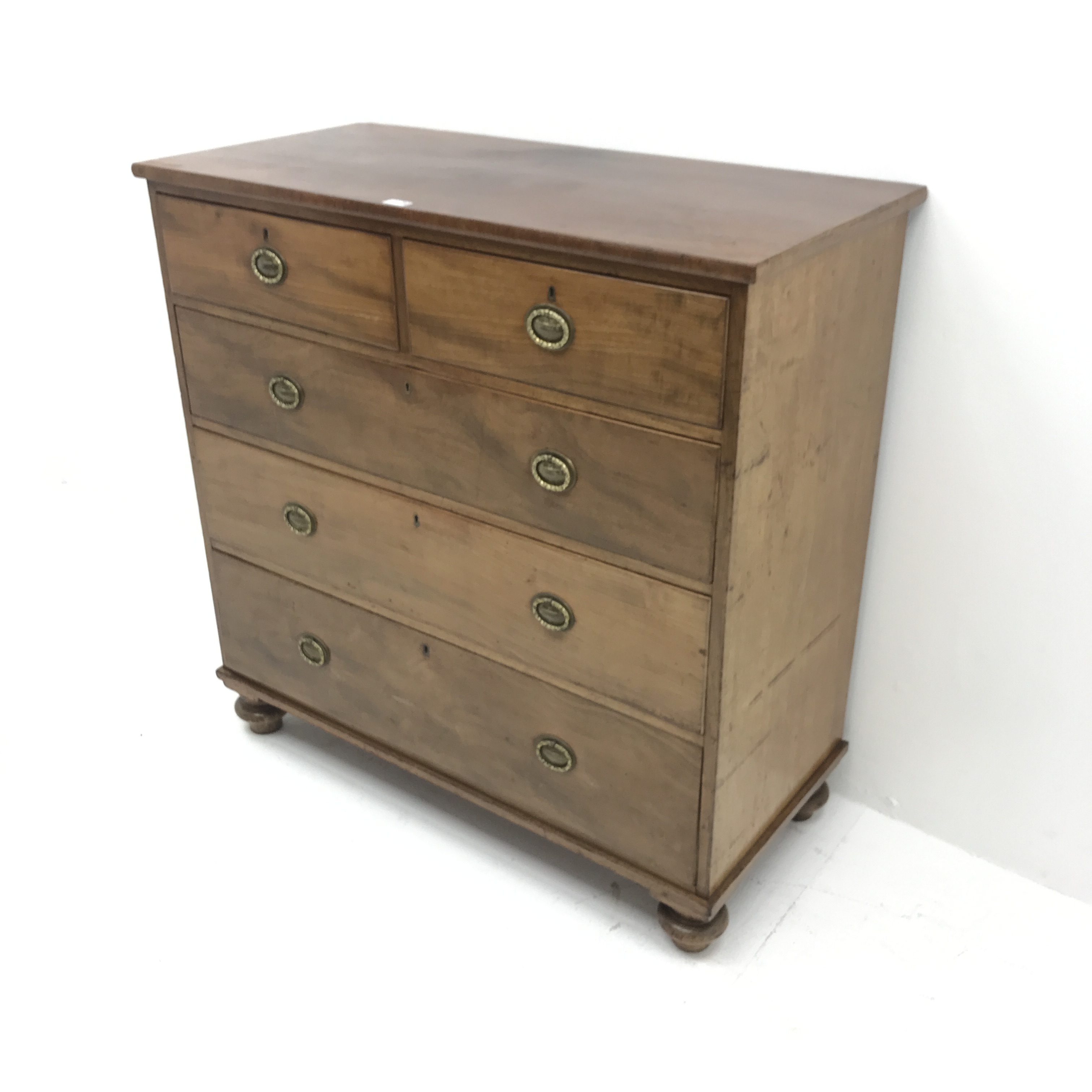 Victorian mahogany washstand, raised shaped back, two frieze drawers, turned supports joined by sing - Image 3 of 5