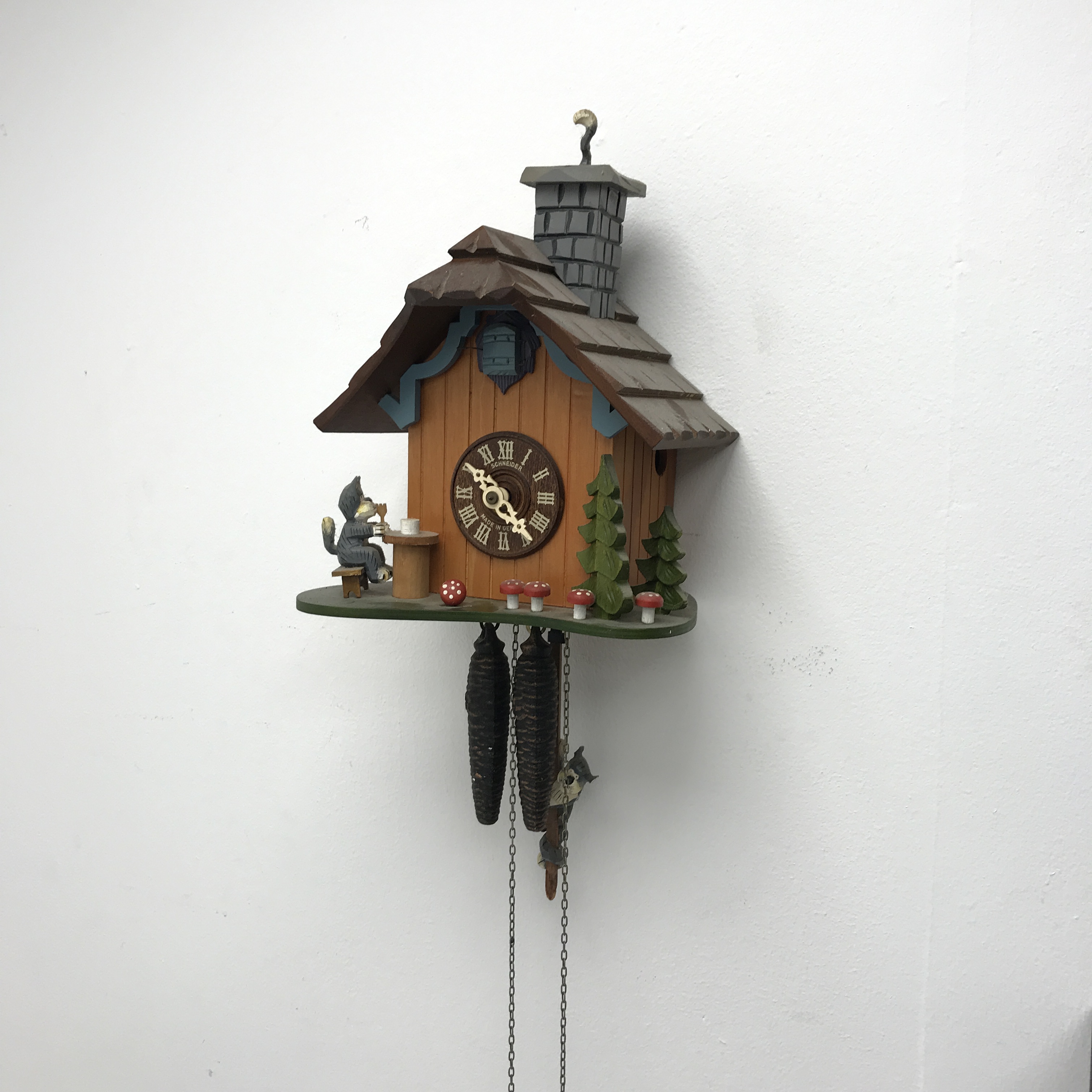 Two Black Forest style wall hanging cuckoo clocks - Image 12 of 14