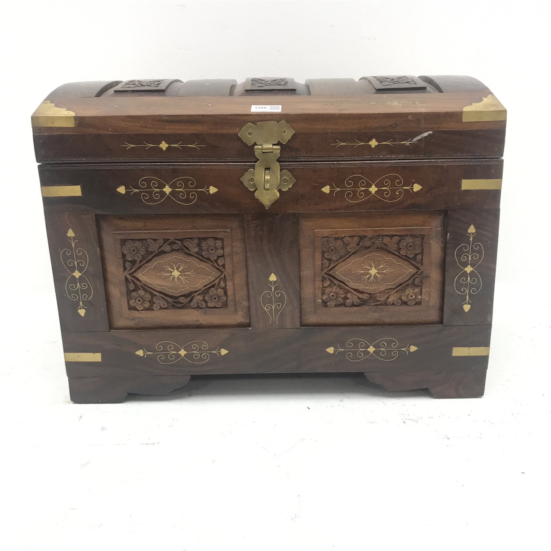Eastern brass inlaid hardwood dome top trunk, hinged lid, W60cm, H45cm, D38cm - Image 3 of 8