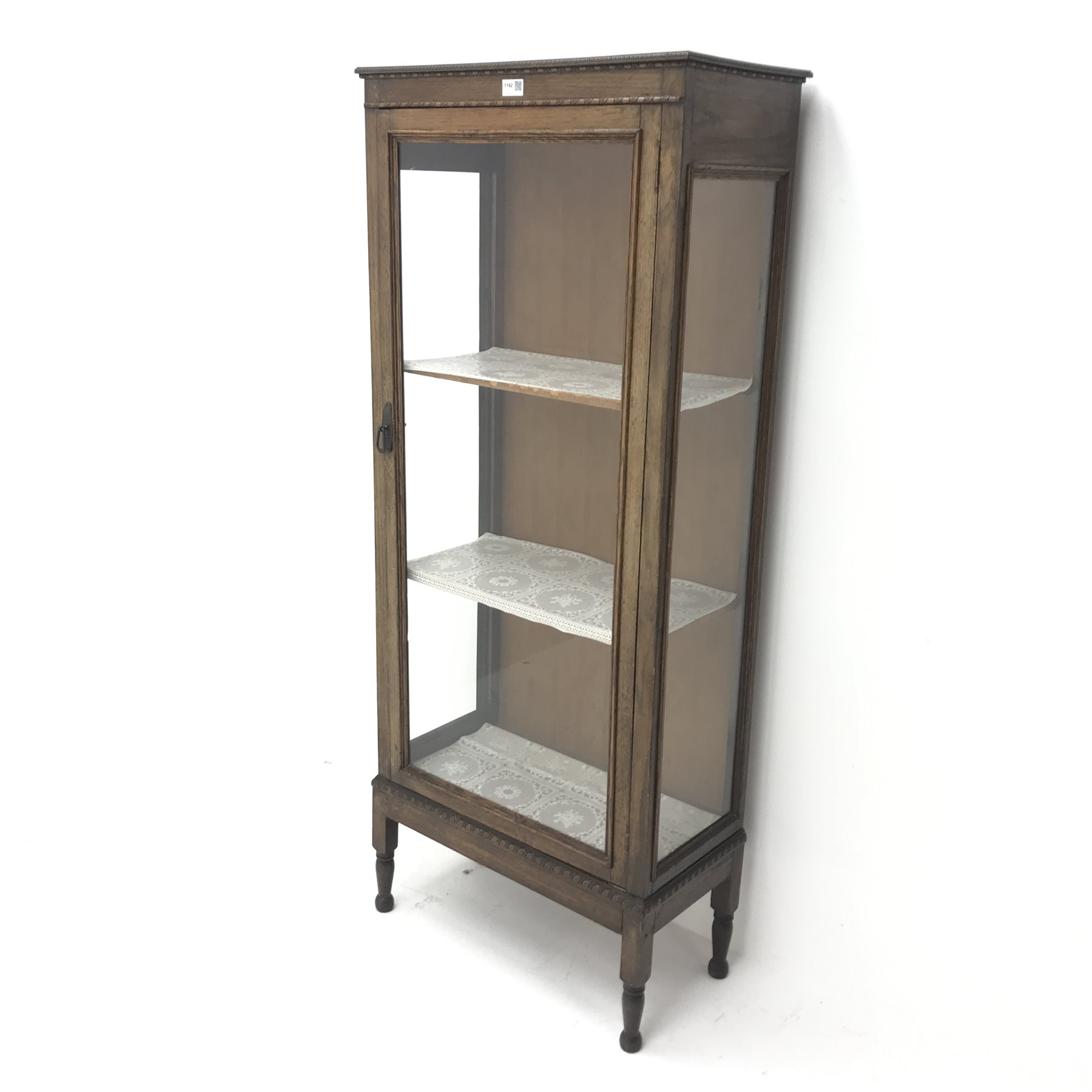 Early to mid 20th century oak glazed display cabinet, egg and dart detailing, single door enclosing - Image 2 of 6