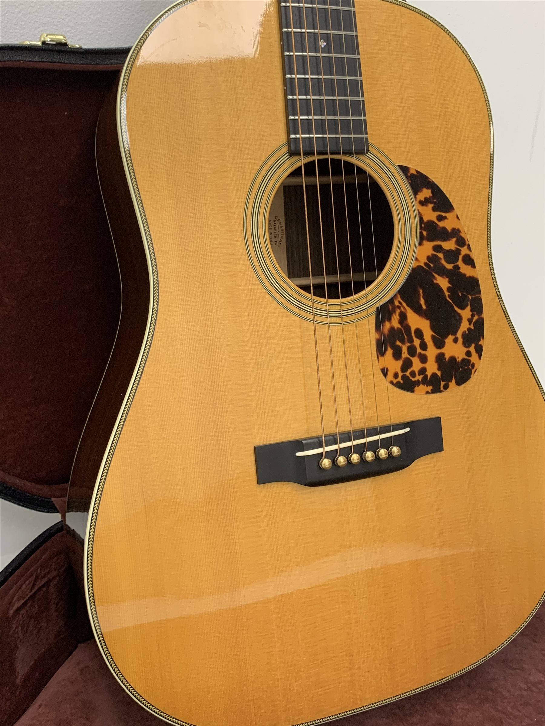 C.F. Martin & Co HD-28VS acoustic guitar, made in USA, gloss finish, in Martin & Co. carrying case - Image 4 of 9