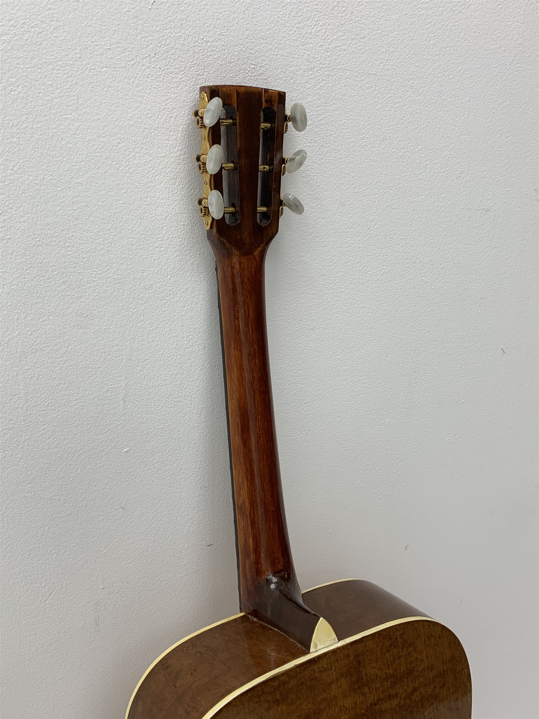 Harmony acoustic guitar - Image 5 of 8