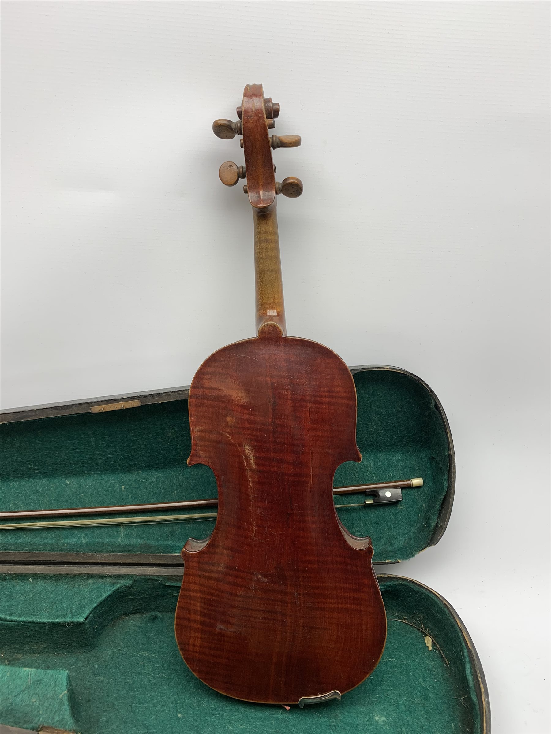 Late 19th/early 20th century violin with baroque style short neck, 35.5cm one-piece maple back and r - Image 6 of 8