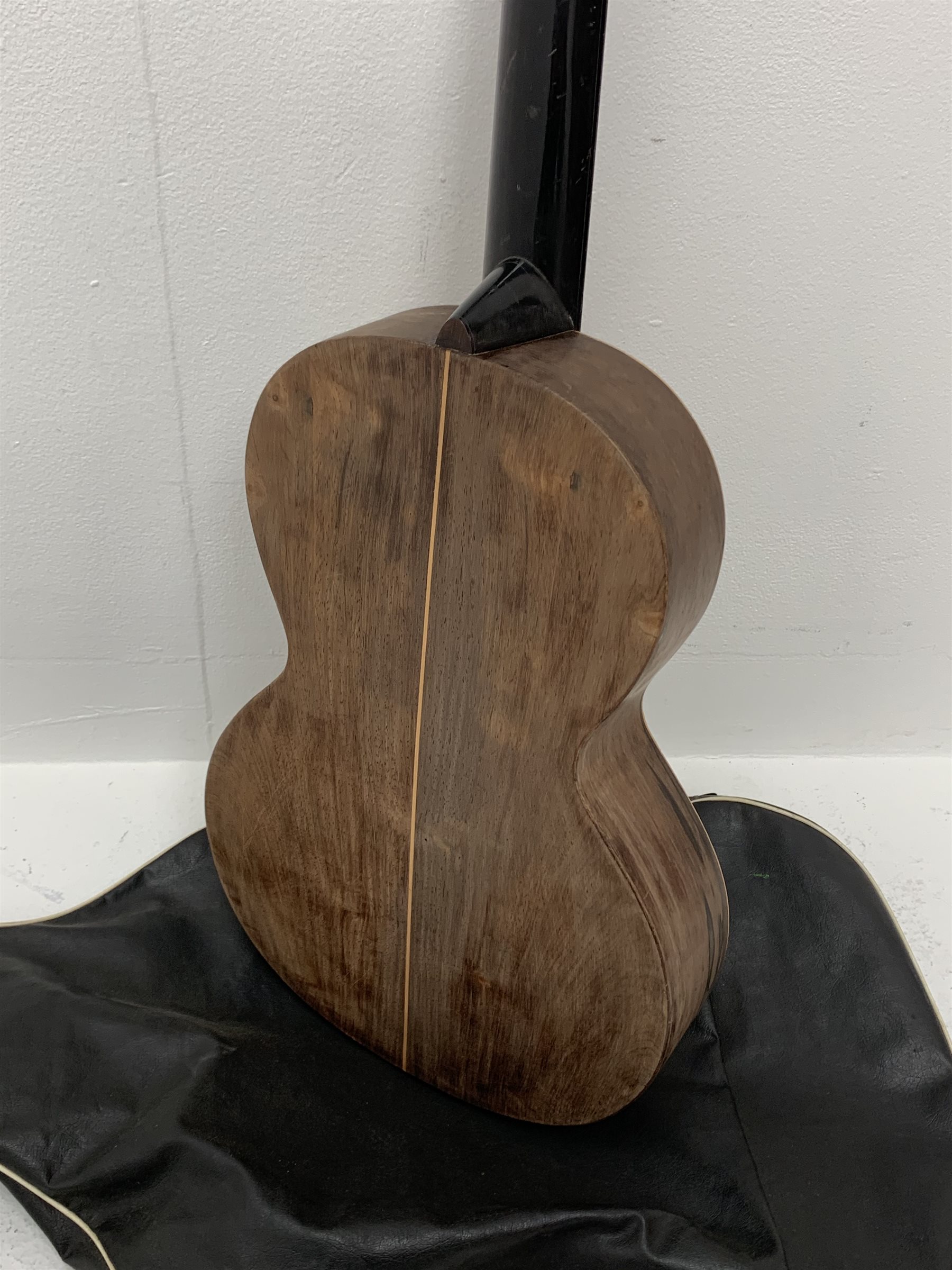 Early 20th century Brazilian Rosewood guitar, labelled Hijos de Ramon Redueyo, Valencia, in carryin - Image 6 of 6