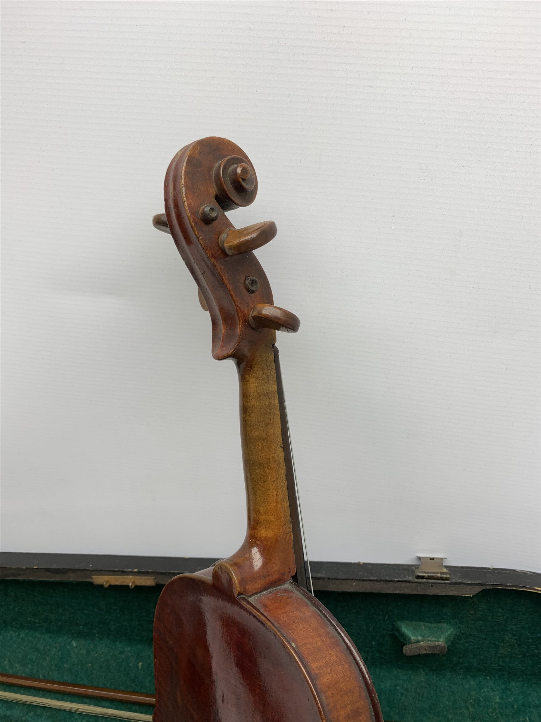 Late 19th/early 20th century violin with baroque style short neck, 35.5cm one-piece maple back and r - Image 5 of 8