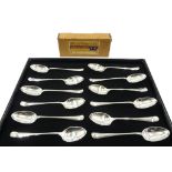 Set of twelve Edwardian silver teaspoons, Old English and Pip pattern by Joseph Rodgers & Sons, Shef