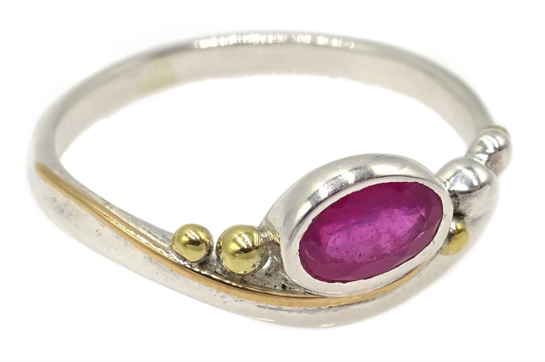 Silver and 14ct gold wire ruby ring, stamped 925 - Image 2 of 5