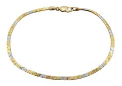 9ct tri coloured gold link bracelet, stamped 375, approx 5.85gm