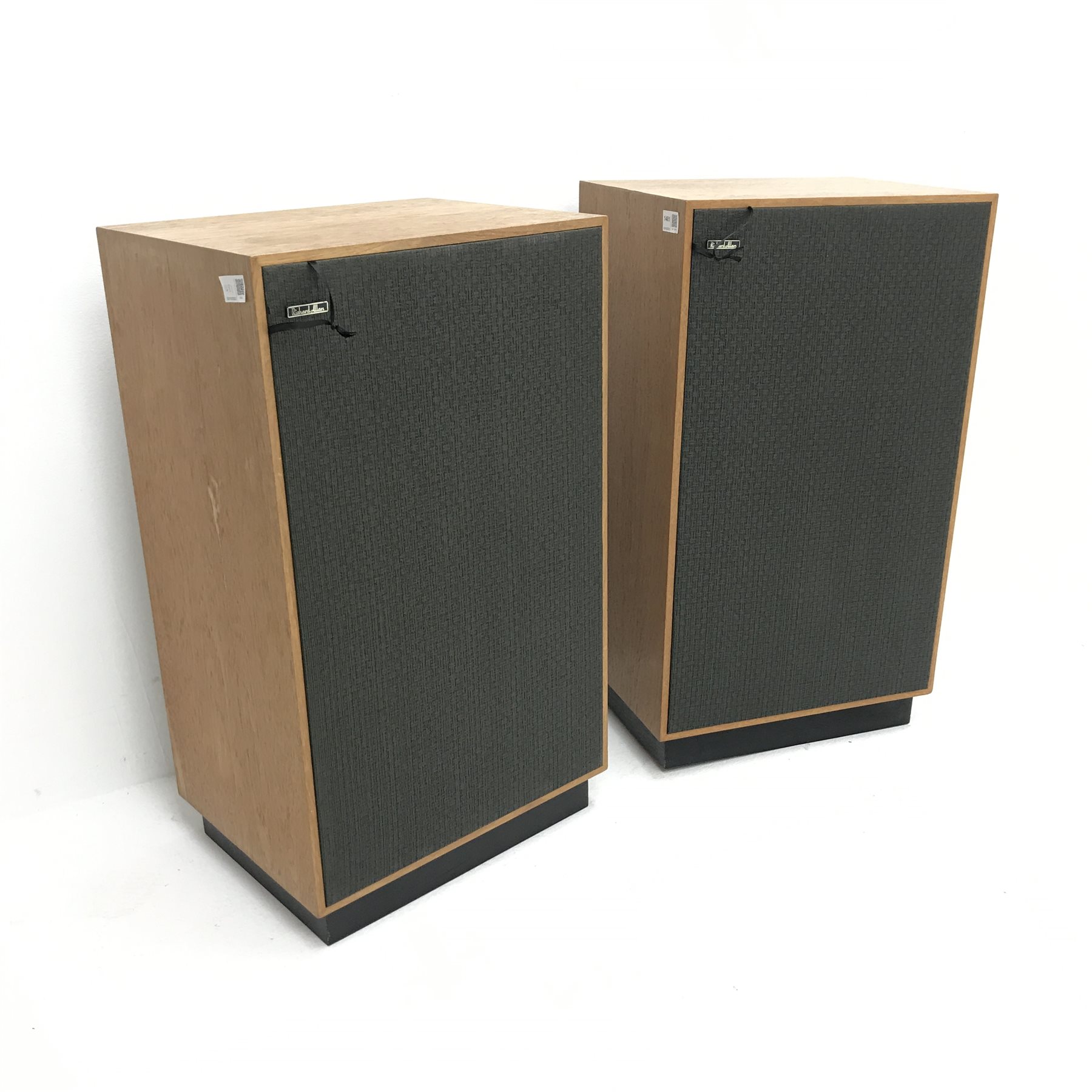 Pair Richard Allan Pavane speakers, W40cm, H69cm, D31cm