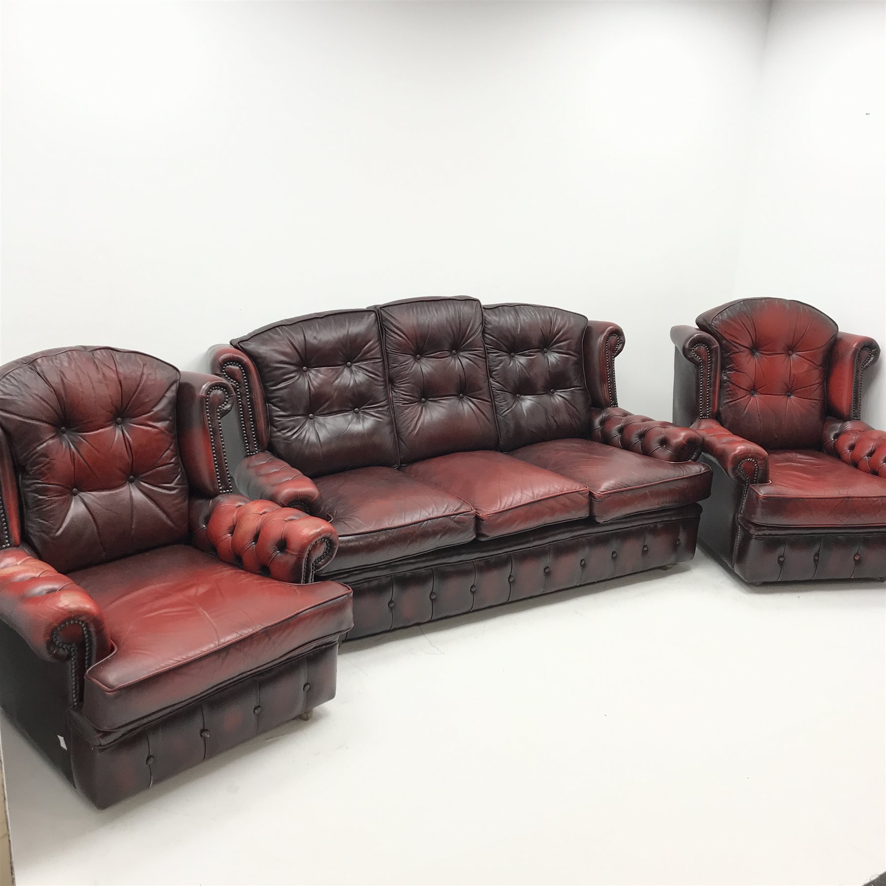 Georgian style three seat sofa upholstered in deep buttoned vintage red leather (W175cm) and pair of - Image 3 of 10