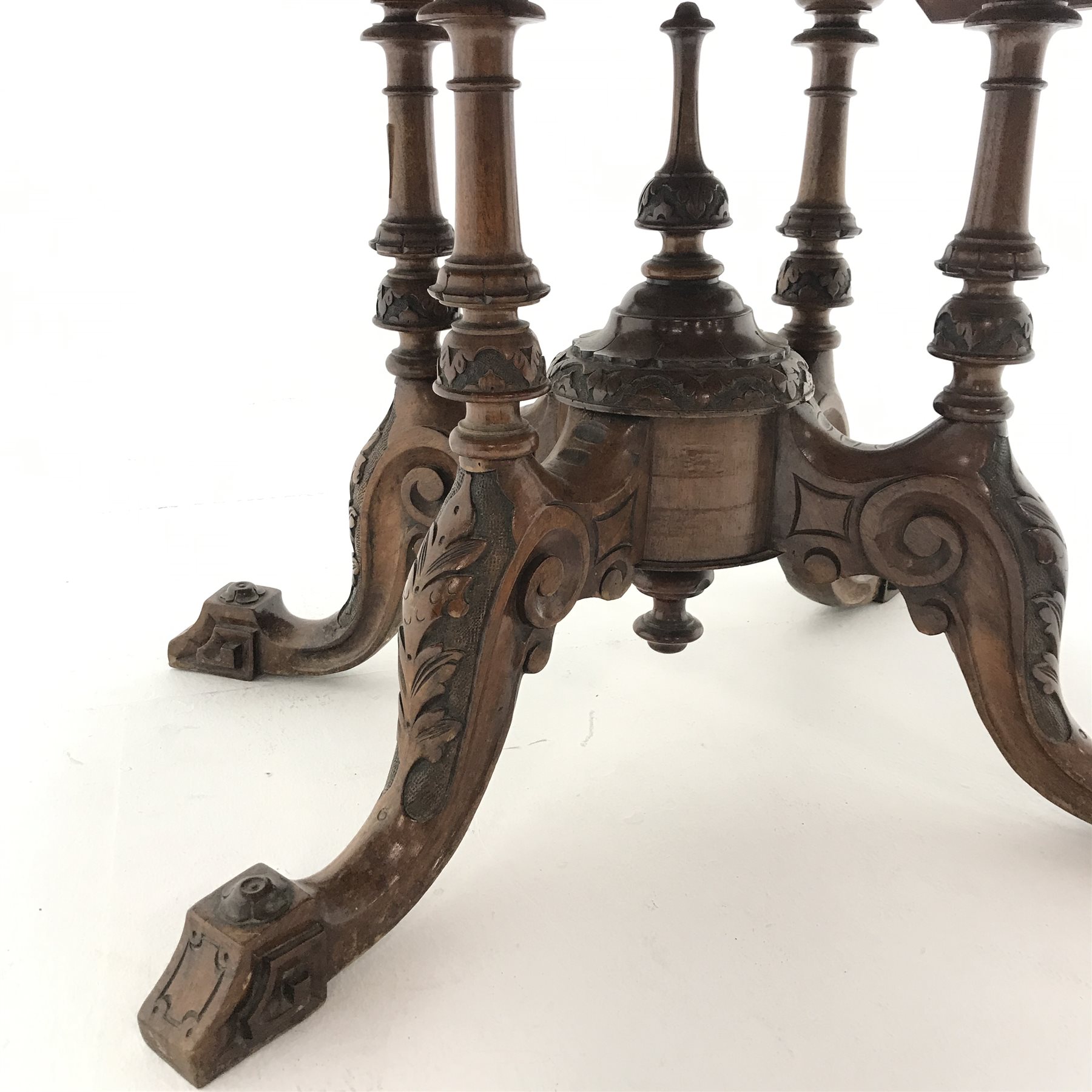 Victorian inlaid oval tilt top table, quadruple turned support with central finial on four acanthus - Image 5 of 6