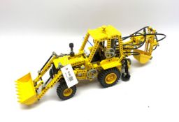 Lego - Set 8862 Backhoe Technic (from Construction) 1989. Assembled complete with no instructions or