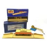 Hornby Dublo - D1 Through Station and D1 Island Platform, both boxed; and Dinky die-cast Goods Yard