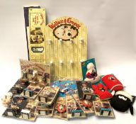 Wallace & Gromit - nine blister packed key rings and three others with cardboard shop display stand