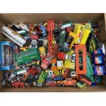 Various makers - large quantity of unboxed and playworn die-cast vehicles, predominantly Matchbox an