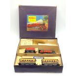 Hornby '0' guage - M1 passenger train set with 0-4-0 locomotive and tender No.3435 and two Pullman c