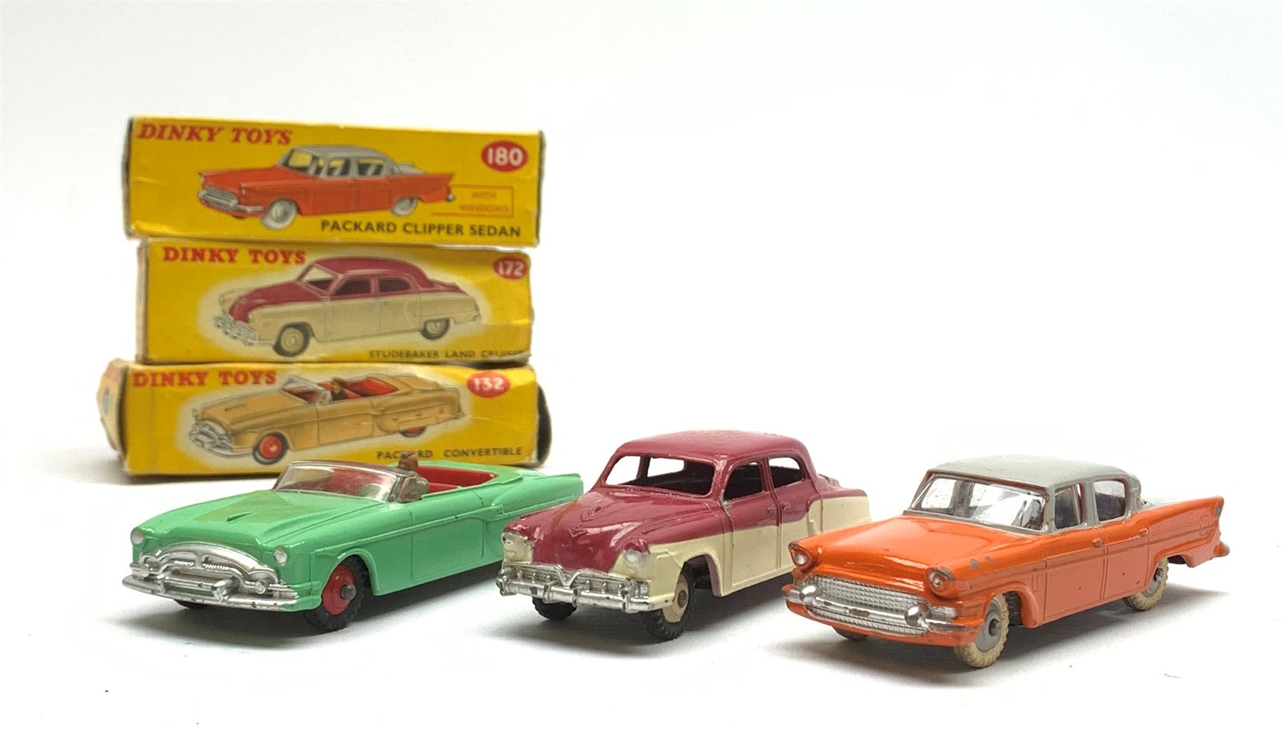 Dinky - Packard Convertible No.132, Packard Clipper Sedan with windows No.180 and Studebaker Land Cr - Image 2 of 12