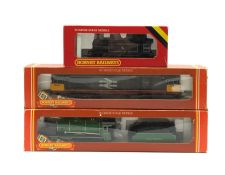 Hornby '00' gauge - three locomotives comprising Class V Schools 4-4-0 'Stowe No.928 with smoke, Cla